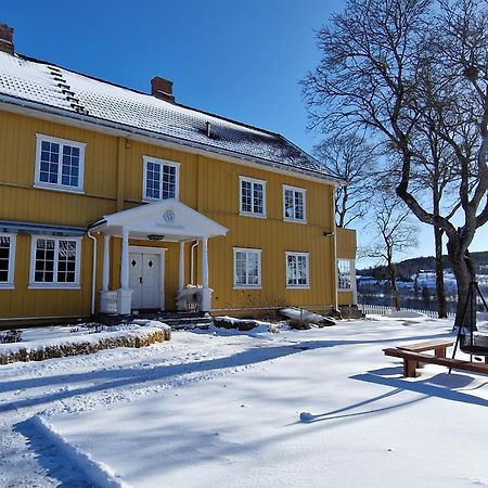 Granavolden Hotel & Gjaestgiveri Екстериор снимка