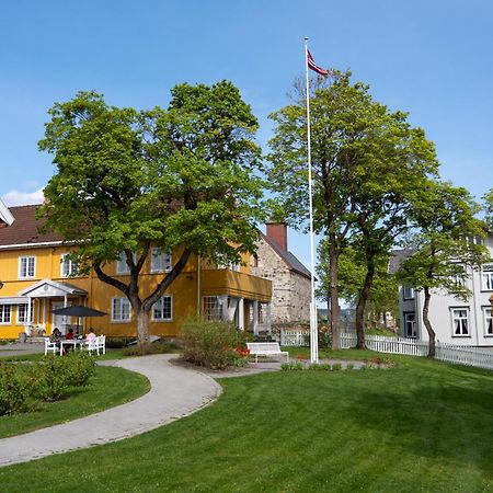 Granavolden Hotel & Gjaestgiveri Екстериор снимка