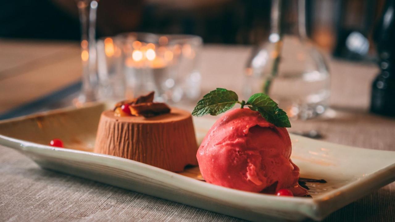 Granavolden Hotel & Gjaestgiveri Екстериор снимка