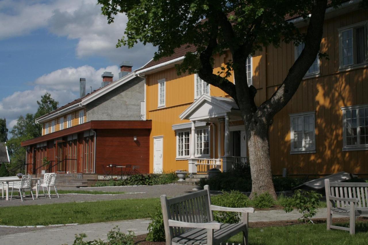 Granavolden Hotel & Gjaestgiveri Екстериор снимка